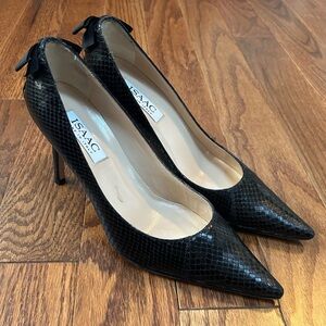 Isaac Made in Italy Black Snakeskin Pointed Toe Heels with Bow size 8.5